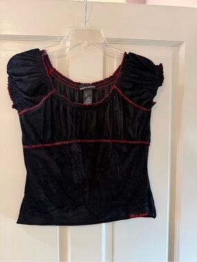 DKNY Jeans Black Velvet Top with Red Contrast Stitching - Size L
